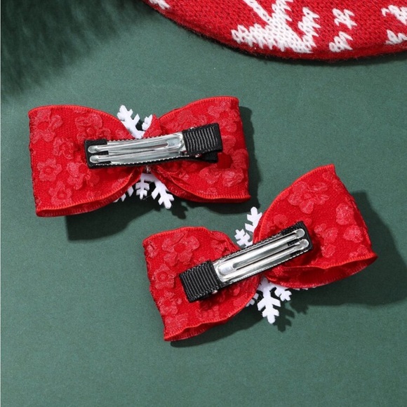 Child Red and Silver Snowflake Winter Christmas Hair Bow Hair Clip Set - NEW - Picture 2 of 2